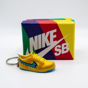 Mini llavero Nike SB Dunk Grateful Dead Opti Yellow amarillo con caja