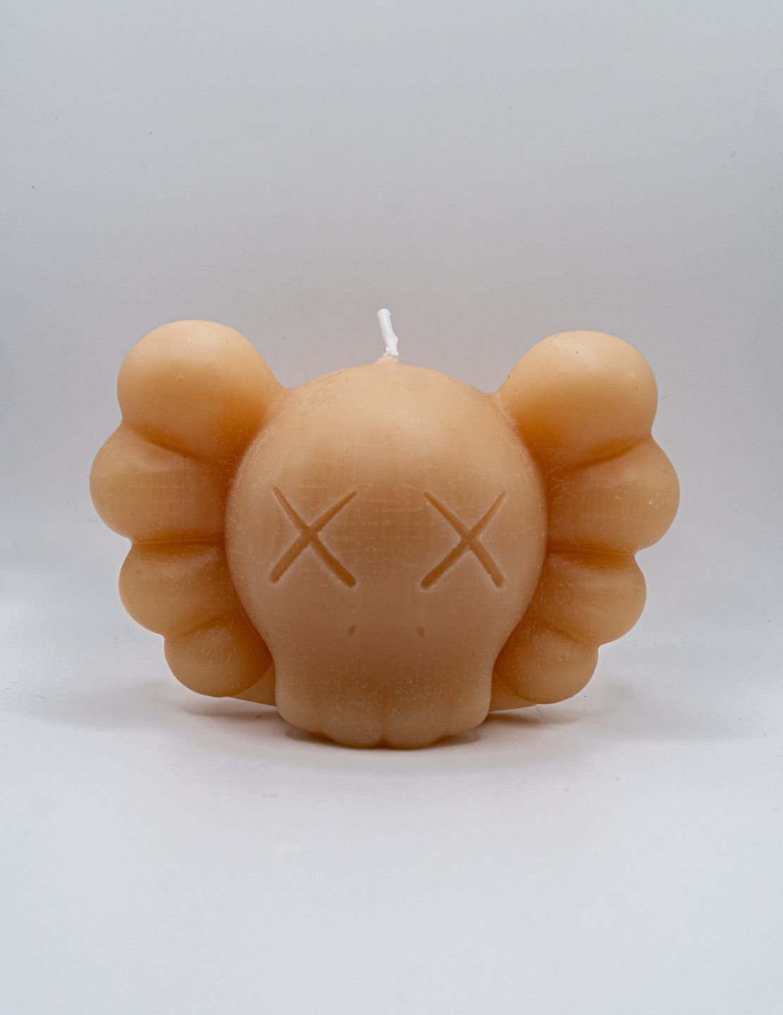 Vela Cabeza KAWS Companion Beige