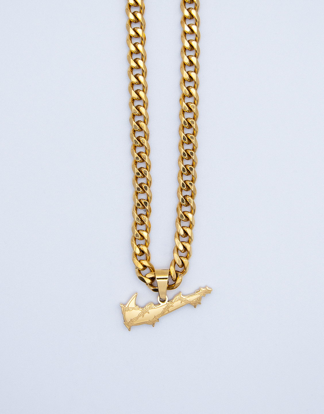 colgante con swoosh alambre espino dorado cadena cubana