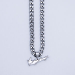 colgante con swoosh alambre espino plata cadena cubana