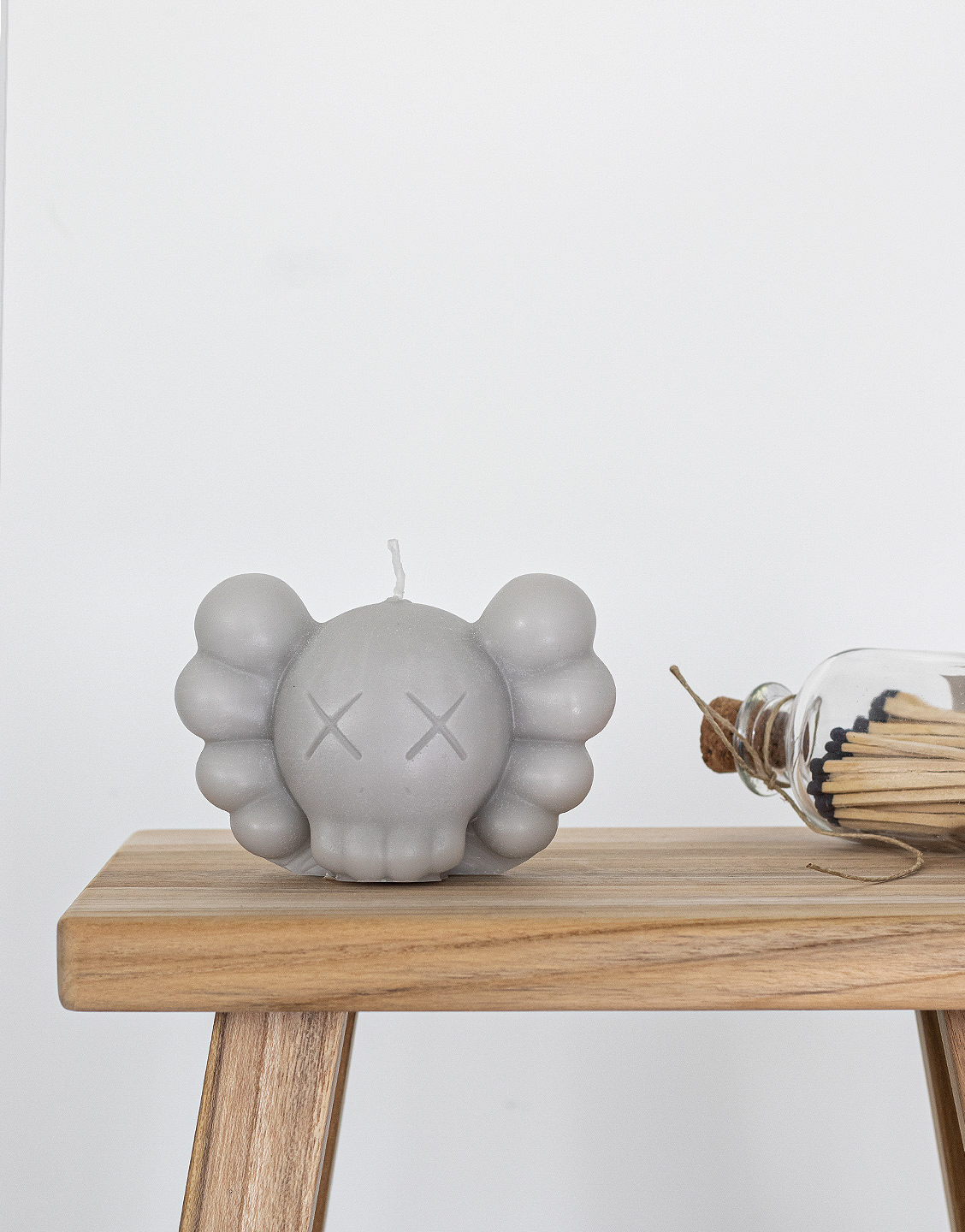 Vela Cabeza KAWS Companion Gris