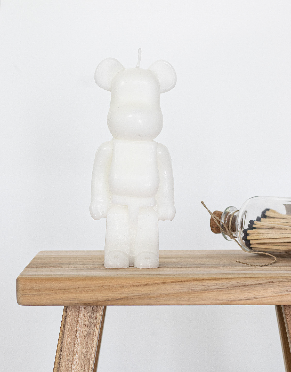 vela bearbrick blanca