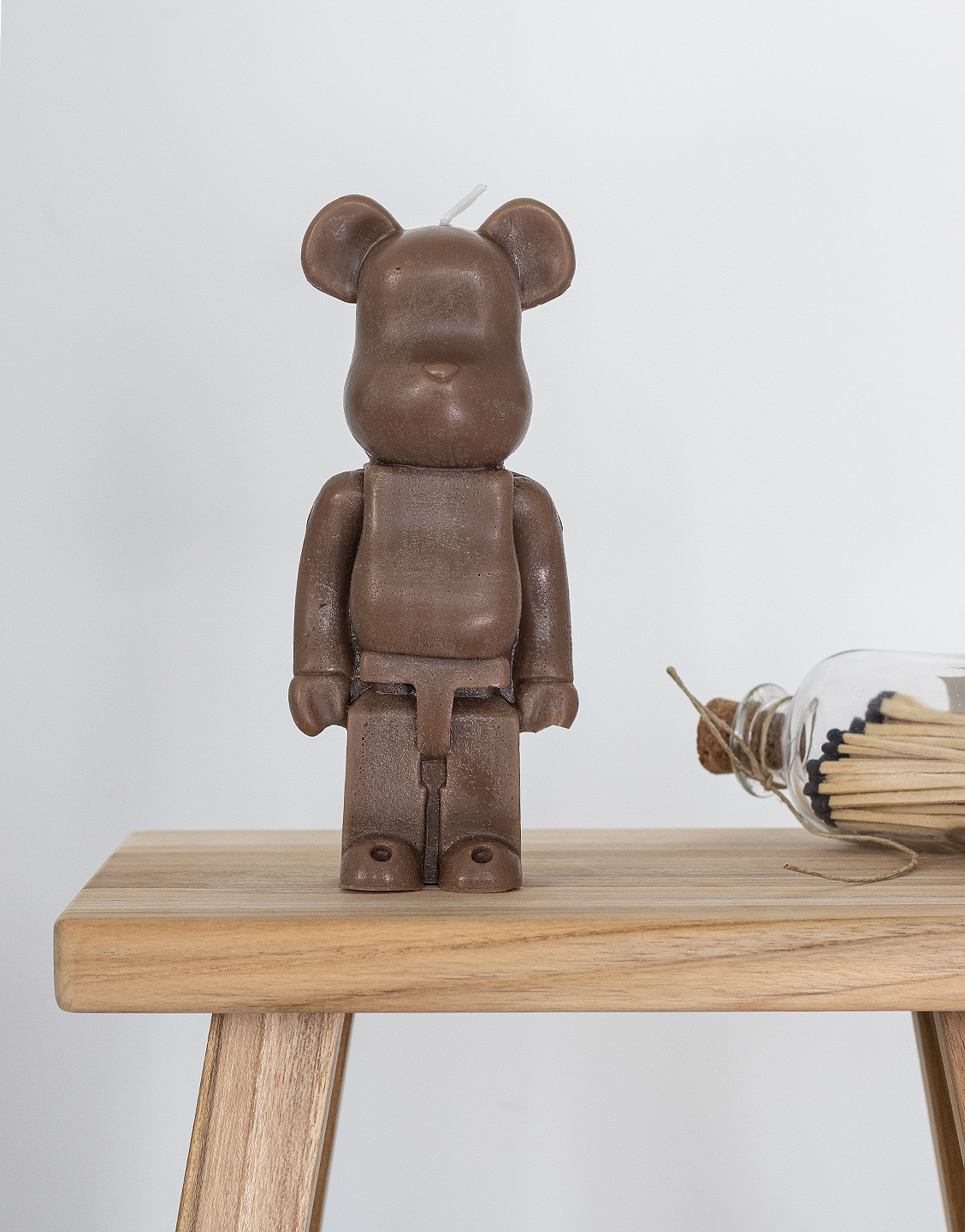 vela bearbrick mocha