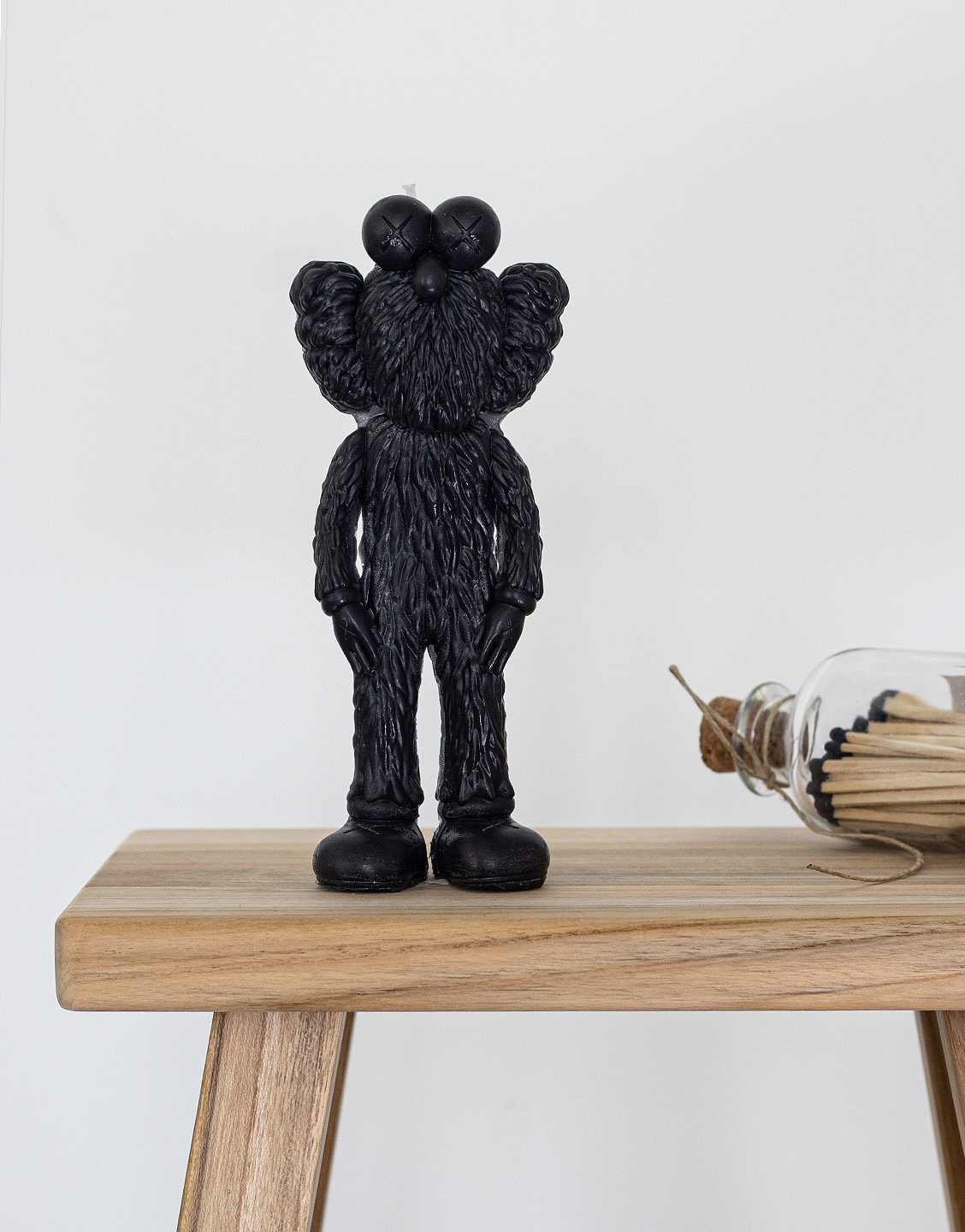 Vela KAWS BFF Negra